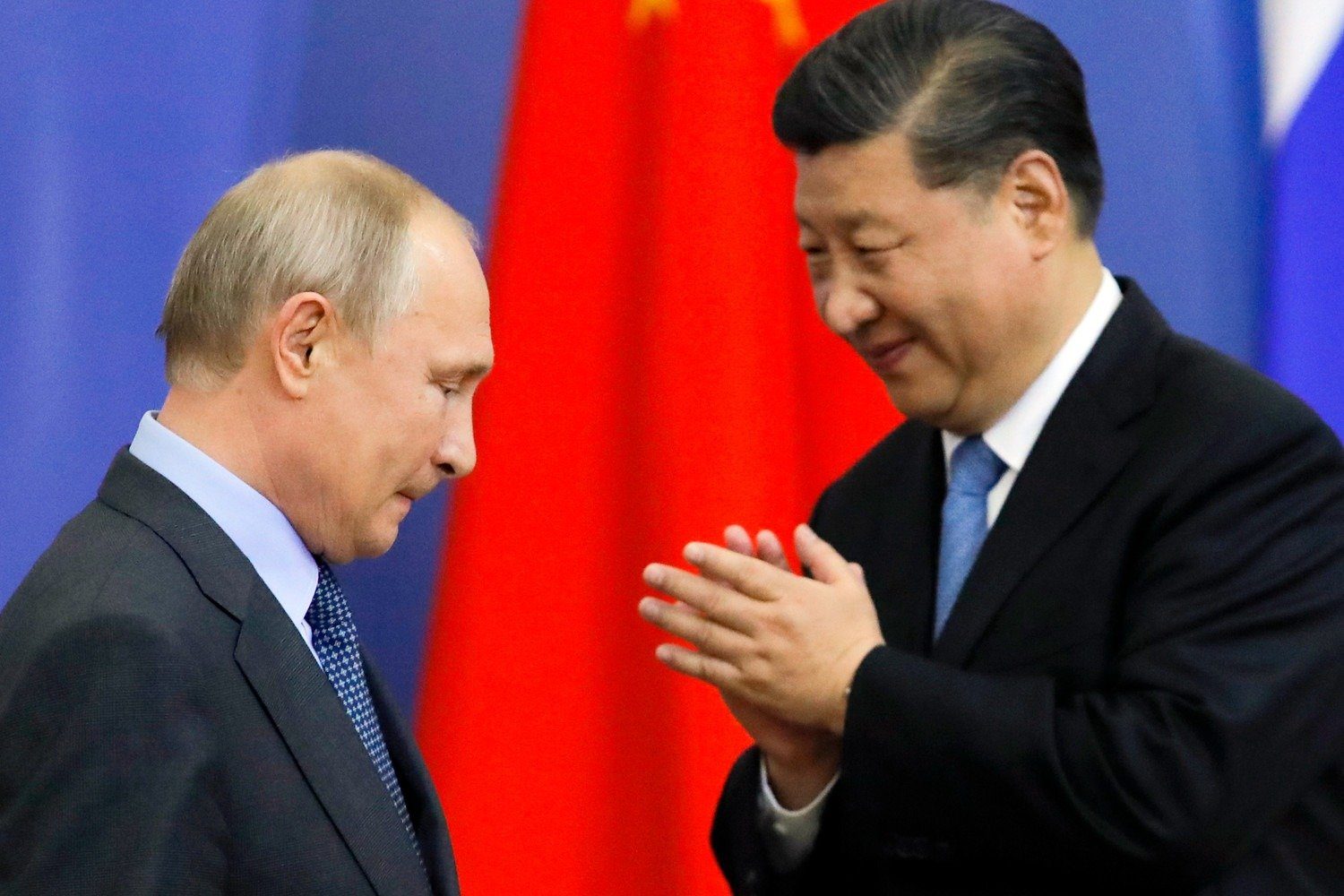 Кисельов: Китайці почнуть допомагати Путіну,  приповзе рачки ➤ Buzzday.info