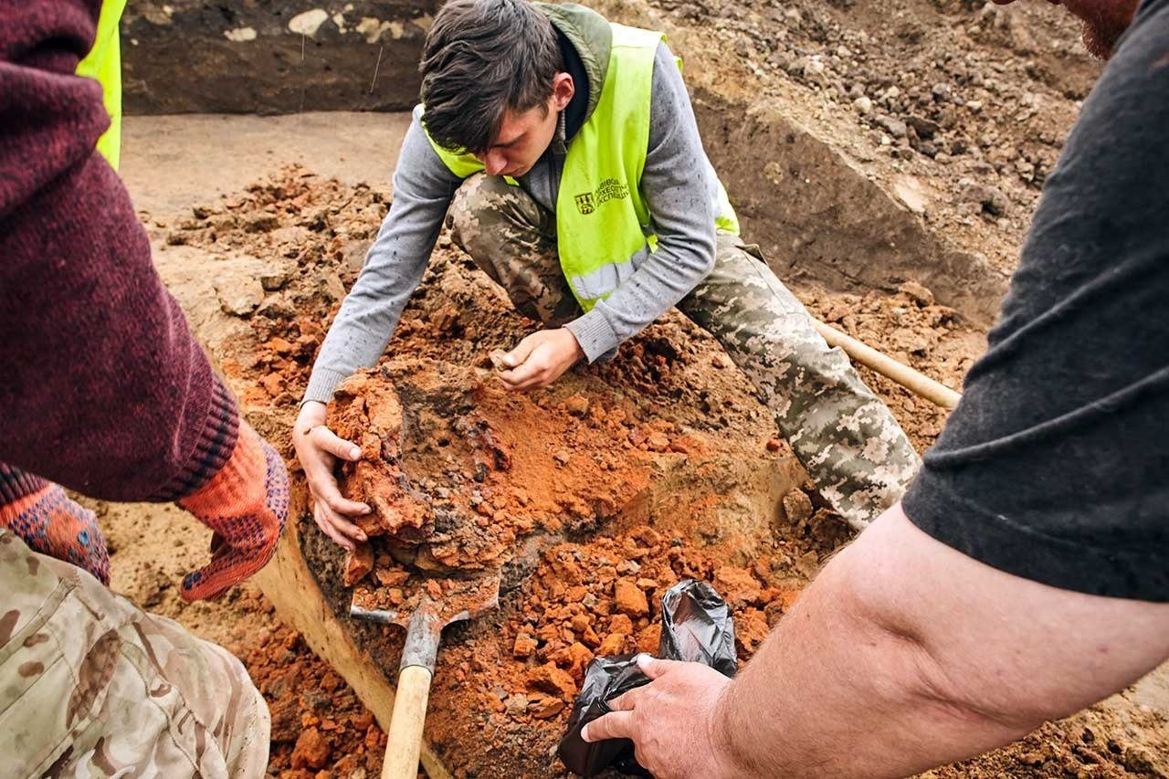Вчені розкопали могилу 6000-річної дитини: такого вони не бачили ➤ Buzzday.info