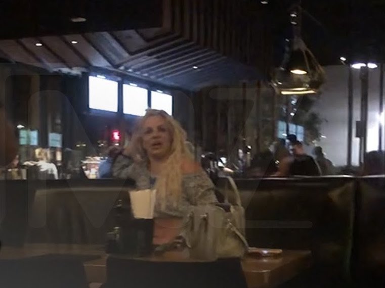 Pracownik restauracji przerywa milczenie po aferze z Britney Spears: “Nie ona była prowokatorem” ➤ Buzzday.info