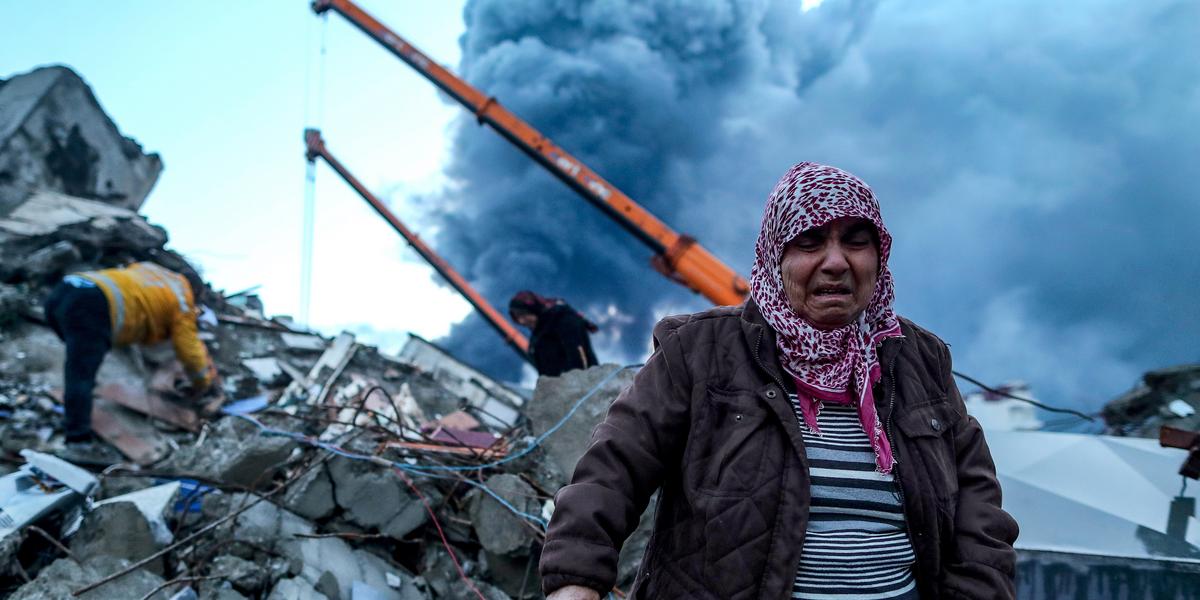 Przeżył trzęsienie w Turcji. “Słyszałem głosy spod gruzów” ➤ Buzzday.info