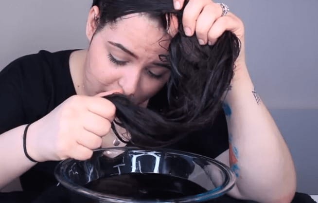 C’est pourquoi vous devriez vous laver les cheveux avec du coca ➤ Buzzday.info