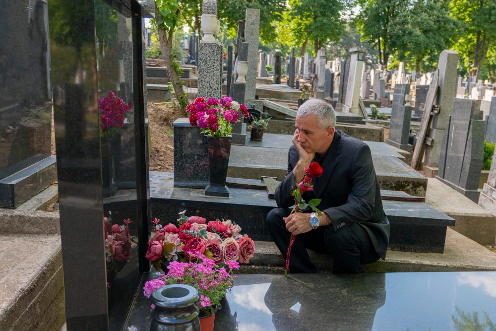 Un păcat foarte mare: toată lumea face această greșeală în cimitir