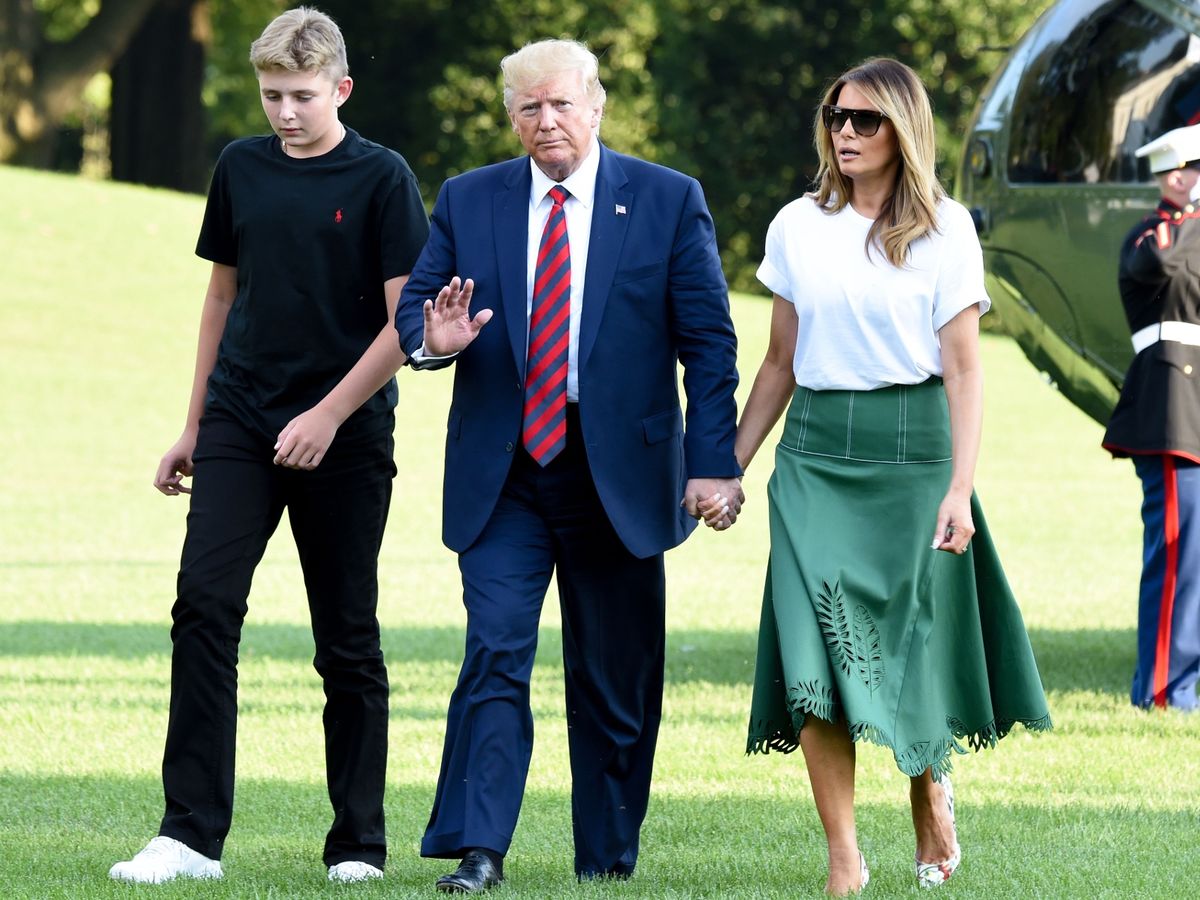 What growth disorder does Barron Trump suffer from? ➤ Buzzday.info