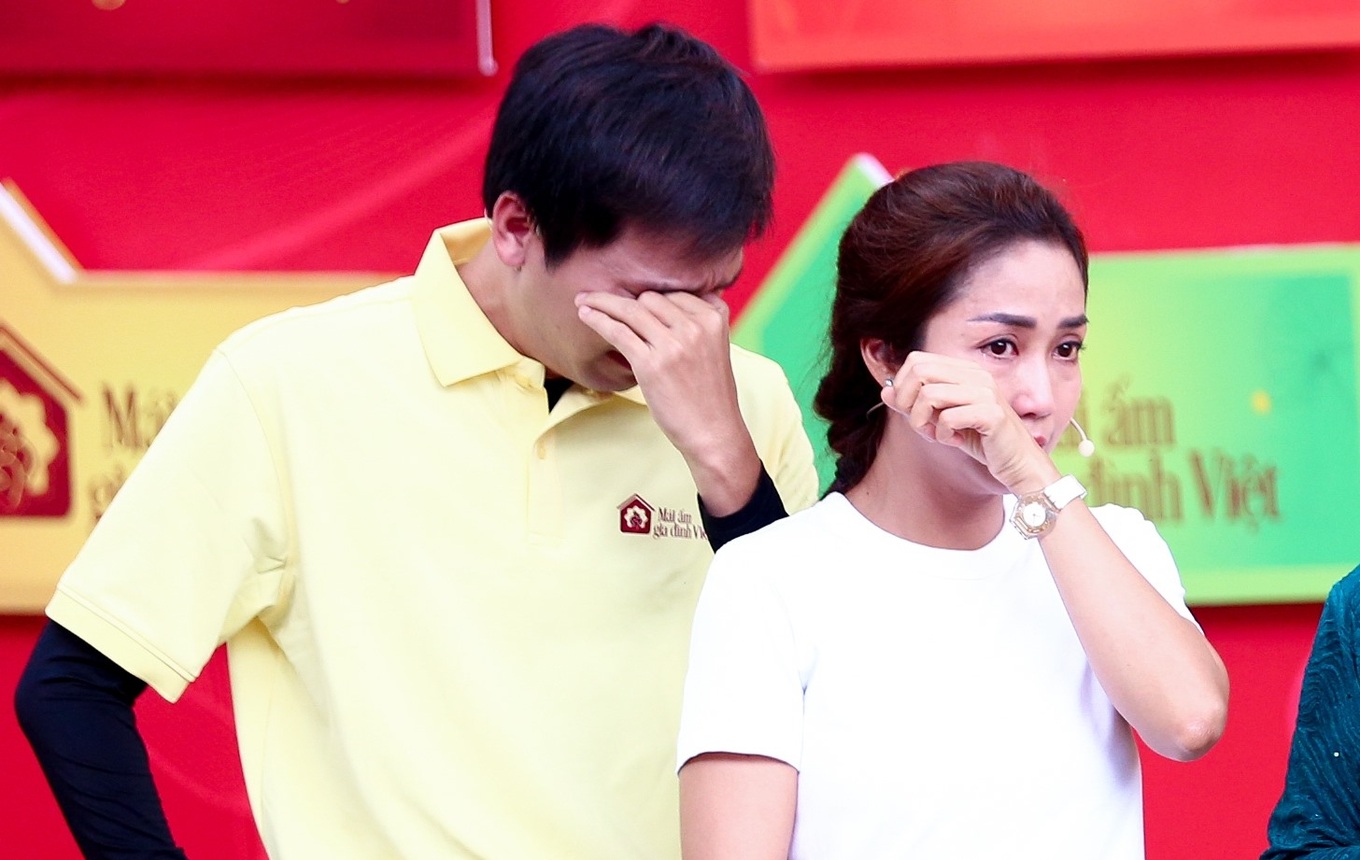 Thanh Wan bật khóc khi tiết lộ lý do trở lại truyền hình sau thời gian dài vắng bóng ➤ Buzzday.info