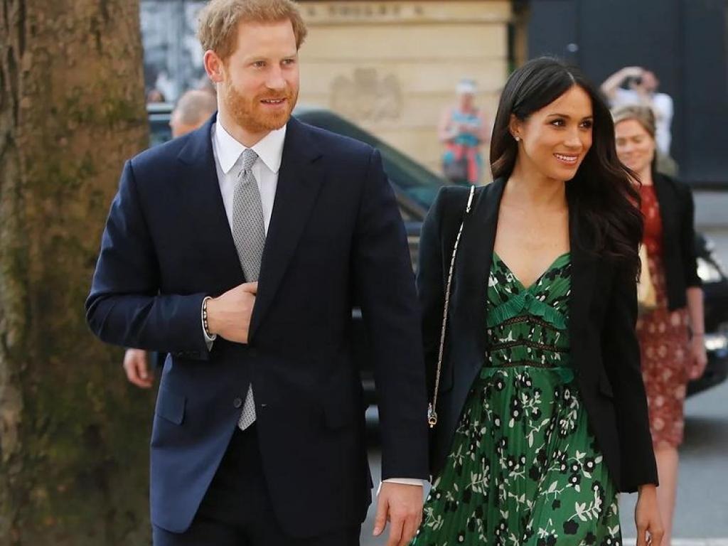 Meghan Markle jest w strasznym stanie. Oto, co zobaczyli na jej ramieniu