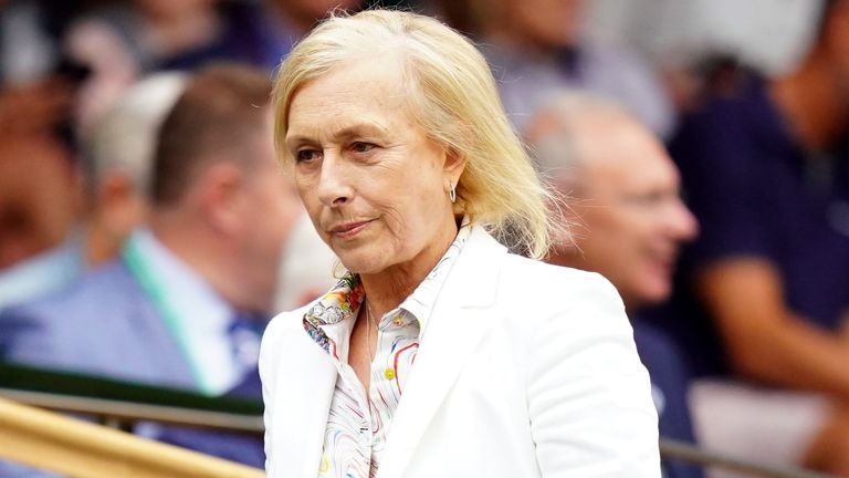 À 67 ans, Martina Navratilova a fait une confession choquante : “Quand j’ai dit à mon père que j’étais lesbienne, il…..