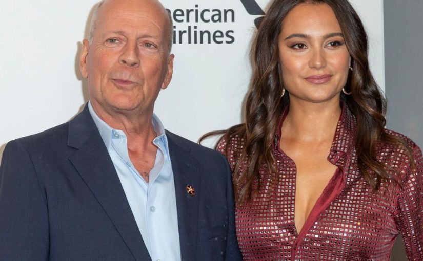 Emma Heming Willis feels guilty about accessing ‘resources’ as Bruce Willis struggles with dementia ➤ Buzzday.info