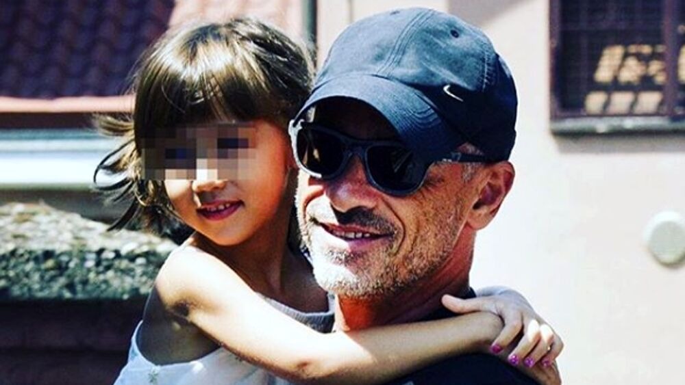 Totti e Blasi, bullismo online contro la figlia Chanel: “Sai cosa sembri?”➤ Buzzday.info