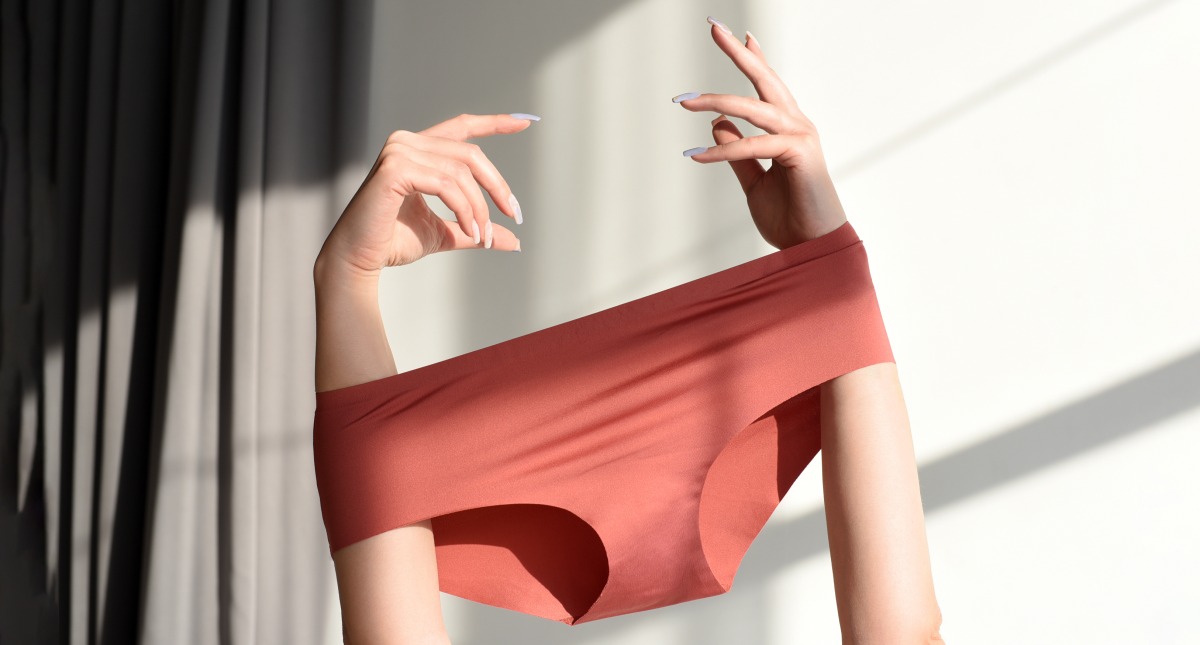 Women are increasingly choosing not to wear underwear ➤ Buzzday.info