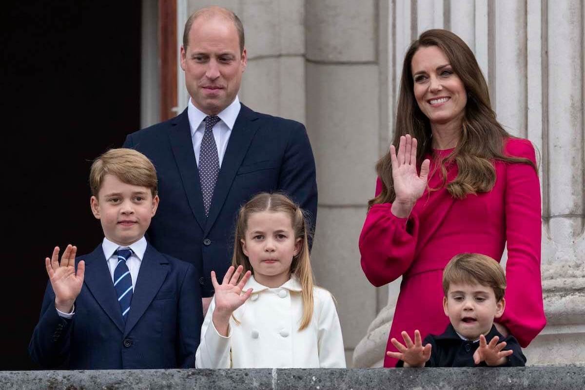 Buckingham Palace Is Very Unhappy With William & Kate