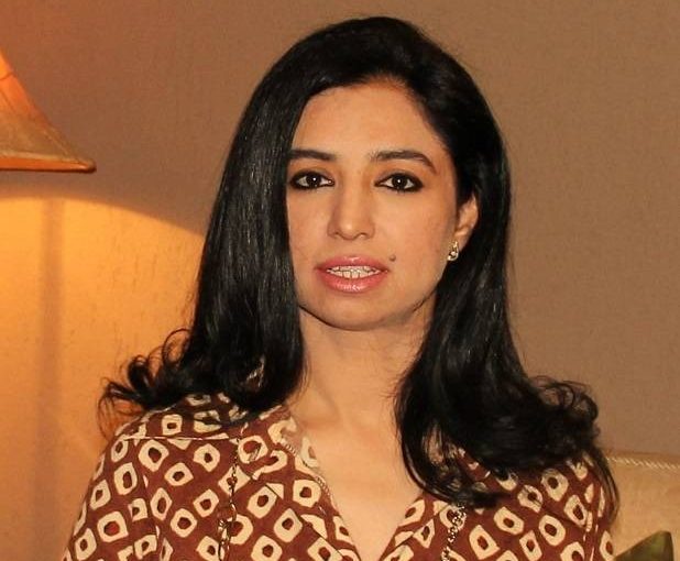 Ritu Dhawan Bio, Net Worth, Salary, Married, Husband, Daughter ➤ Buzzday.info