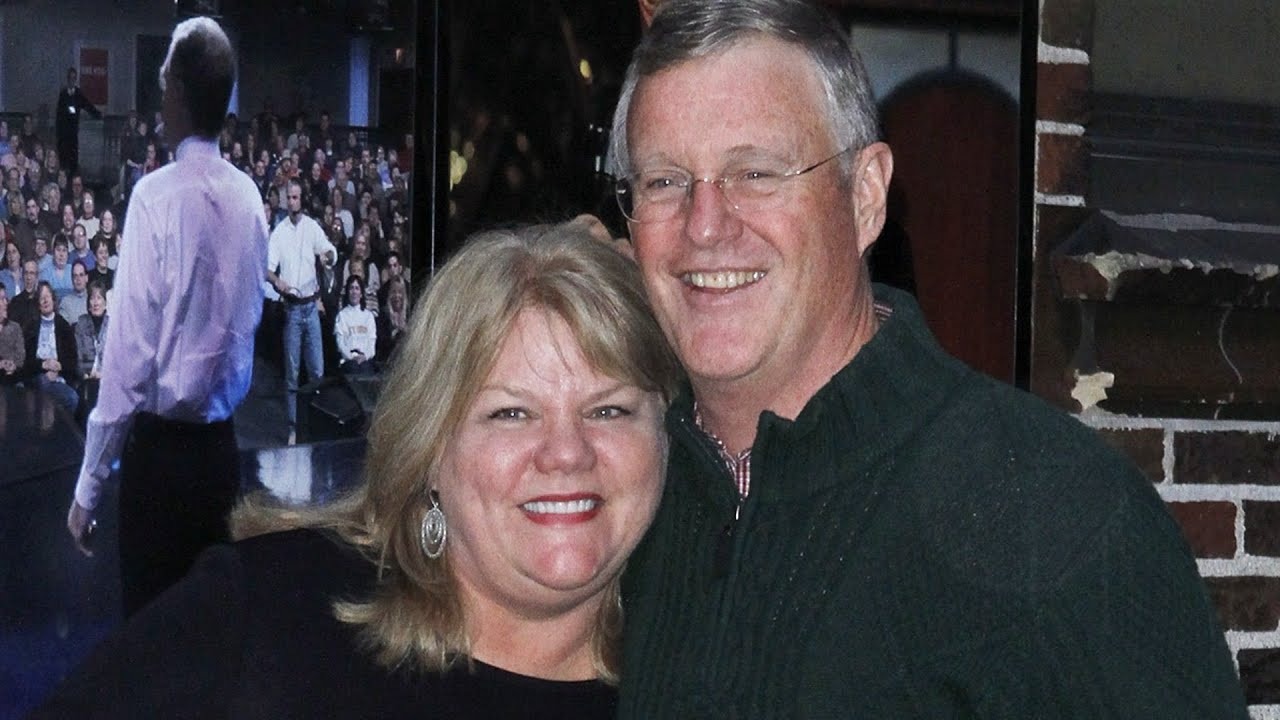 The Tragic Story Of Taylor Swift’s Parents Is Just Sad