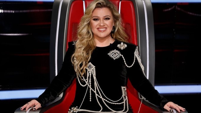 Kelly Clarkson has left ‘The Voice’ once again for season 24 ➤ Главное.net
