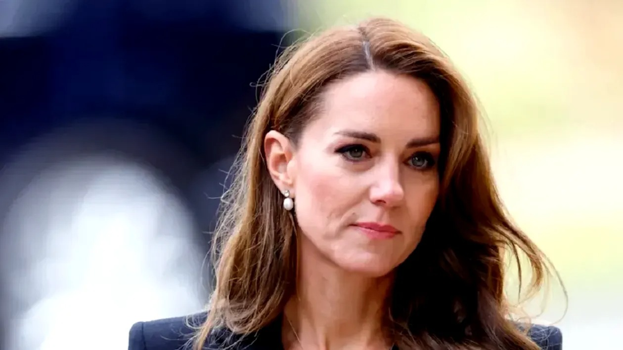 Apropiații lui kate middleton au făcut un anunț trist! este un iad pentru ea