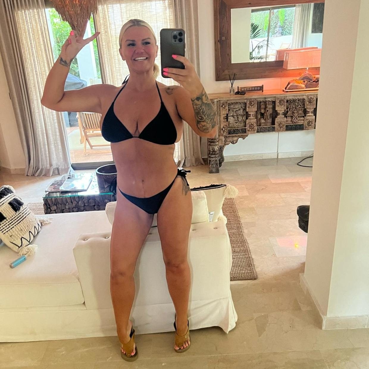 Remember Kerry Katona? Take A Deep Breath Before See Her Now