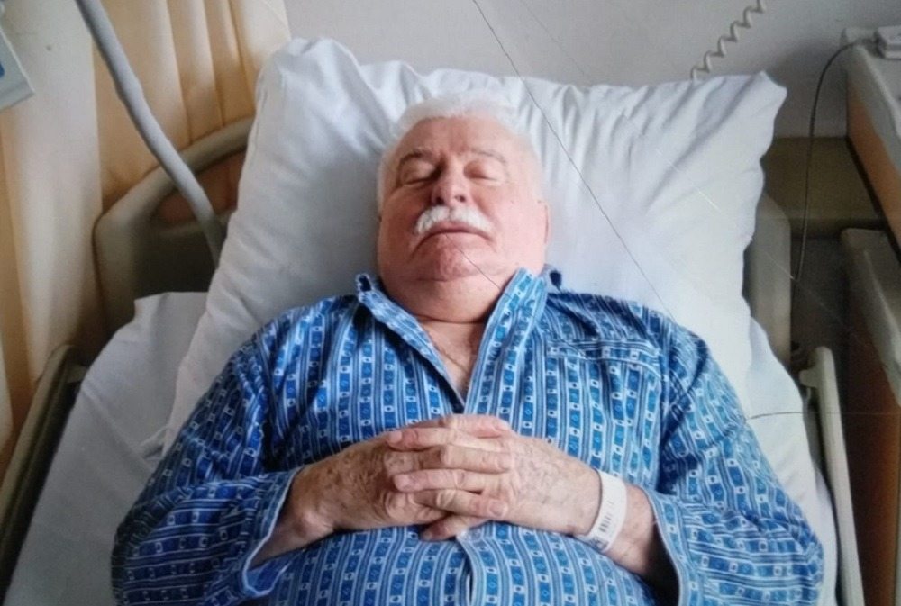 Wałęsa wygłosił odezwę do narodu. „Na kolana!”, „Ludu mój ludu, posłuchajcie mnie!”