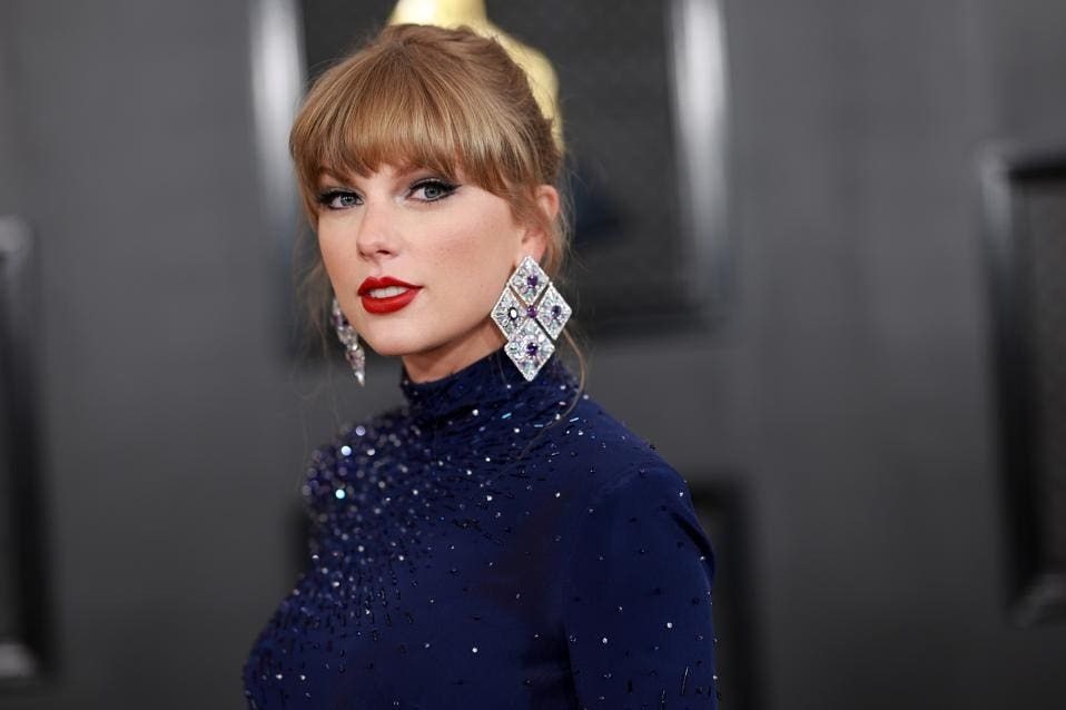 Prawdziwe wymiary Taylor Swift: Przygotuj się na zdumienie.