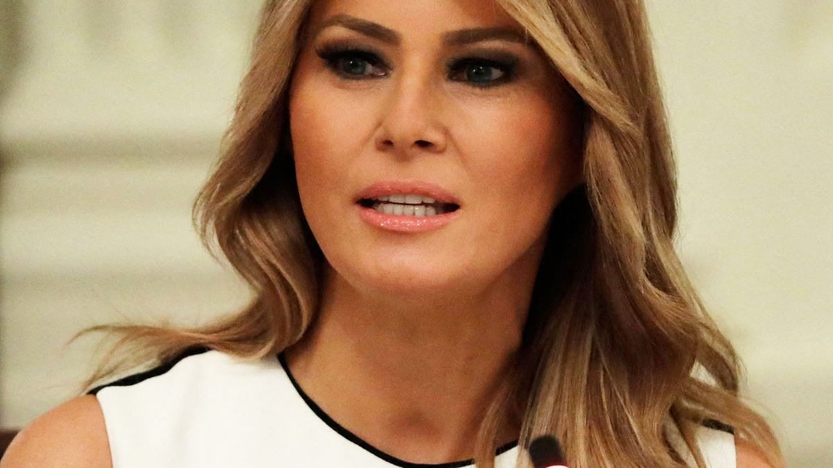 Nie możemy uwierzyć, że Melania Trump naprawdę to zrobiła! ➤ Buzzday.info