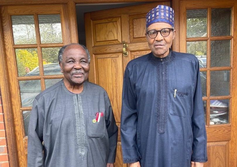 Buhari Visits Gen. Yakubu Gowon In London