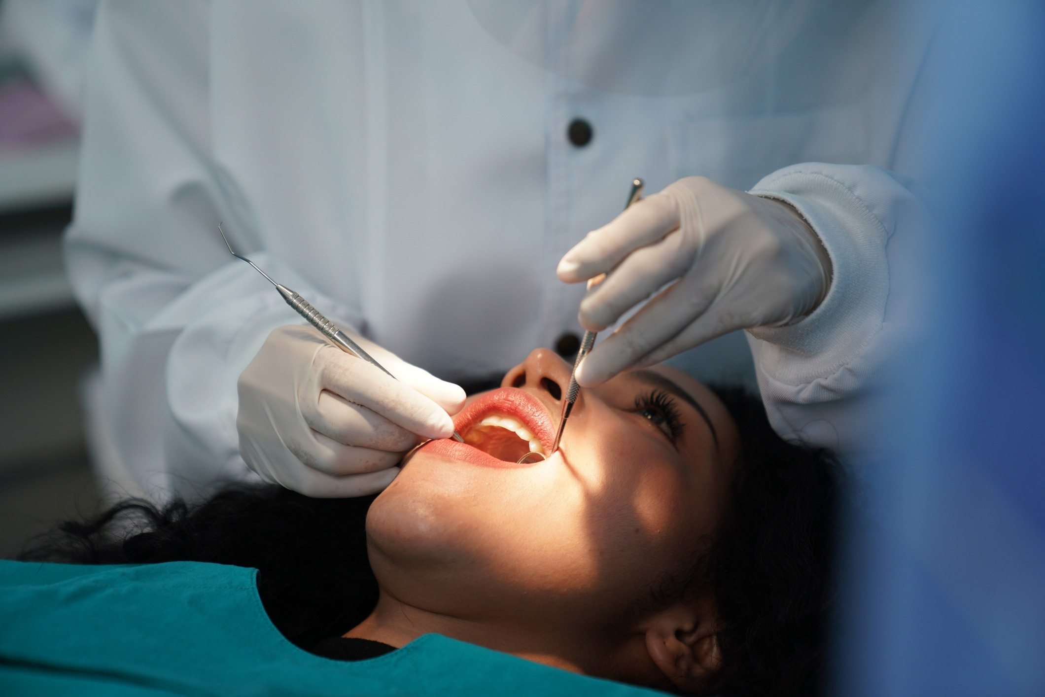 Dentist gives stark warning over mistake that can worsen disease nearly half of people suffer with ➤ Buzzday.info