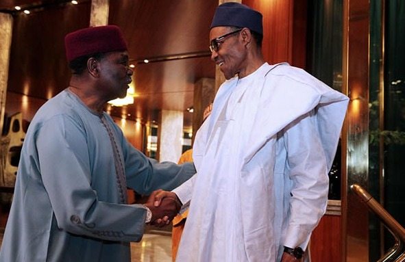 Buhari Visits Gen. Yakubu Gowon In London