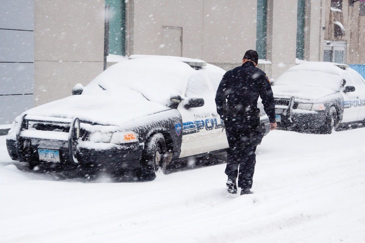 Cop Finds 3-Year-Old Girl Alone in ‘Freezing Cold’ Parking Lot