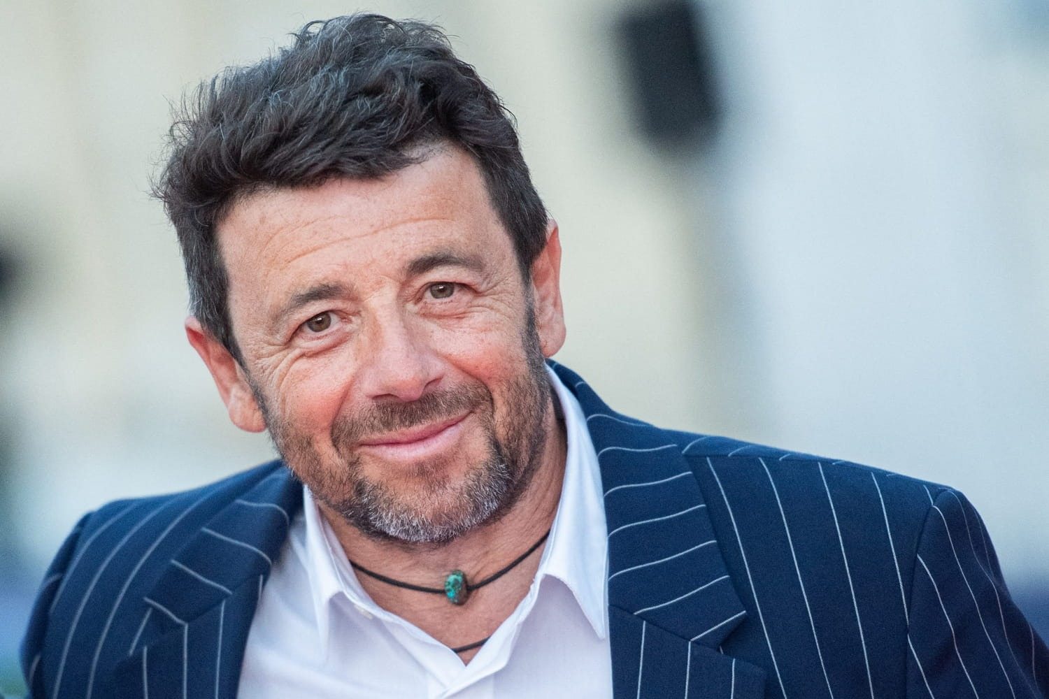 Patrick Bruel présente sa compagne – vous la reconnaîtrez !