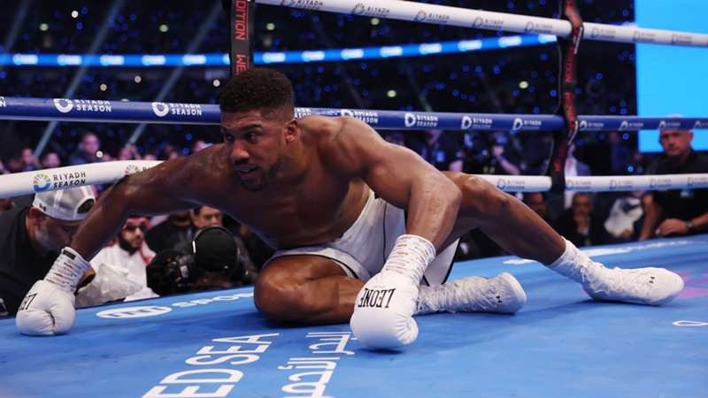 Anthony Joshua Suspended from Boxing