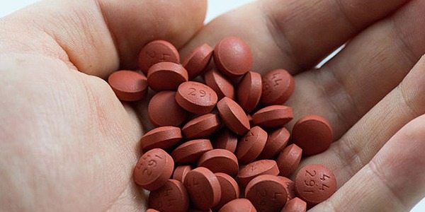 You Should Never Take Ibuprofen With This Common Beverage