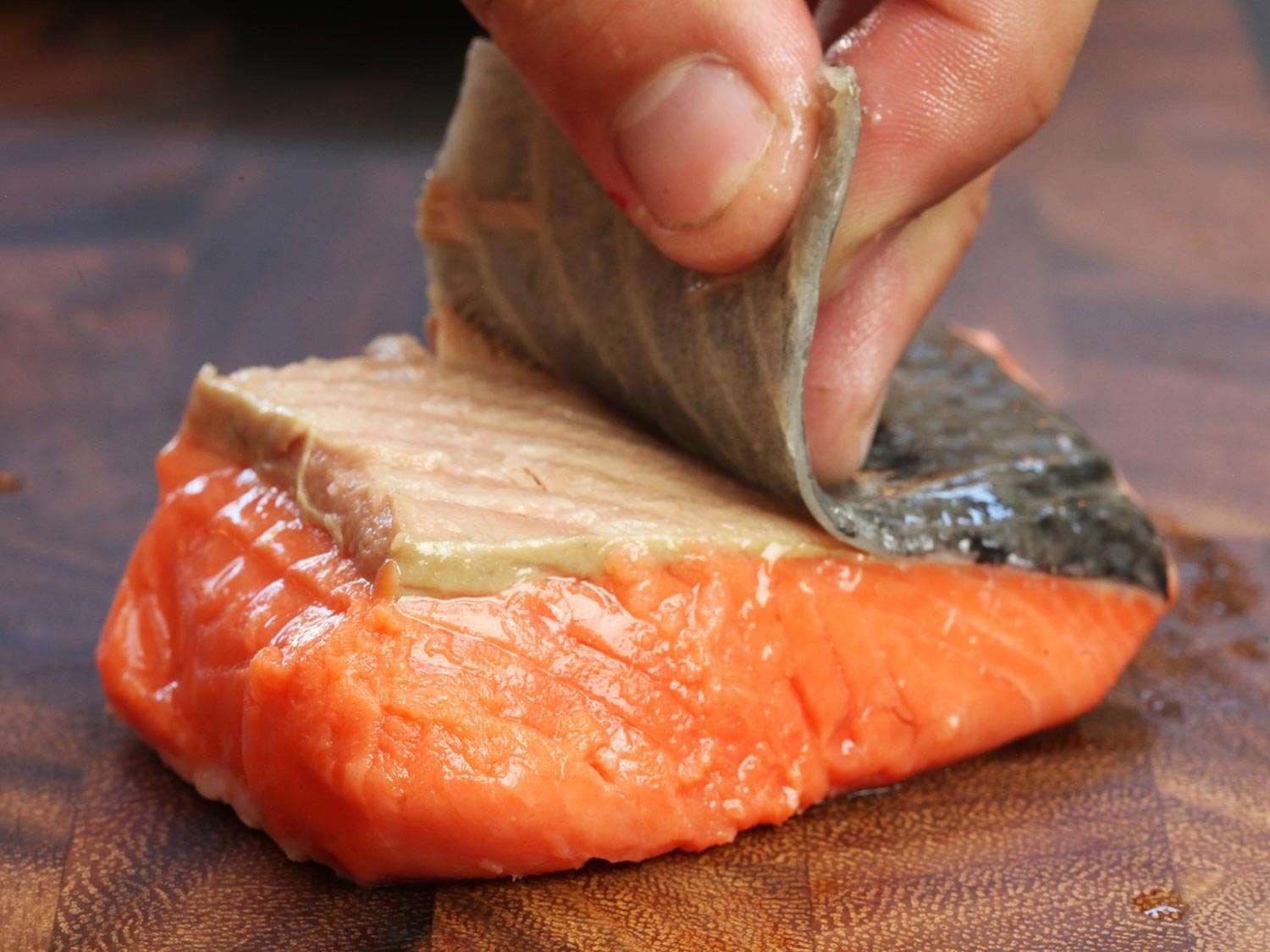 Never, Ever Buy A Salmon Filet If You See This ➤ Buzzday.info