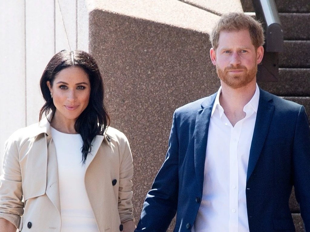 They’re redheads! Meghan and Harry have shared new pictures of Prince Archie and Princess Lilibet ➤ Buzzday.info