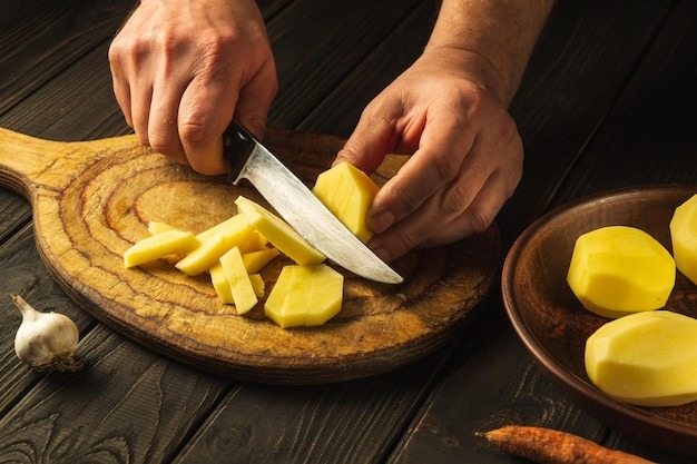 Voici deux erreurs à éviter si vous voulez cuire parfaitement vos pommes de terre ➤ Buzzday.info