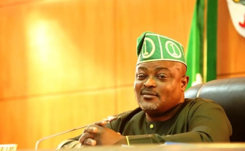 Obasa stranded in U.S.A as Lagos lawmakers impeach ex-Speaker without drama ➤ Buzzday.info