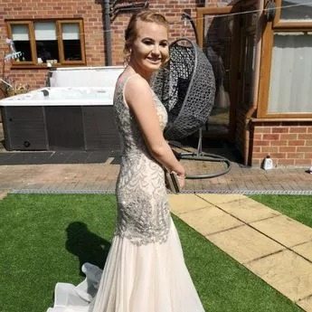 Teacher Mocks Teen’s Prom Dress Before Realizing Who Her Dad Is