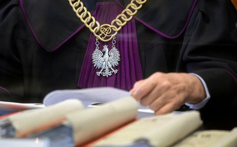 Była jego matką zastępczą przez lata, a potem powiedział o tym sędziemu ➤ Buzzday.info