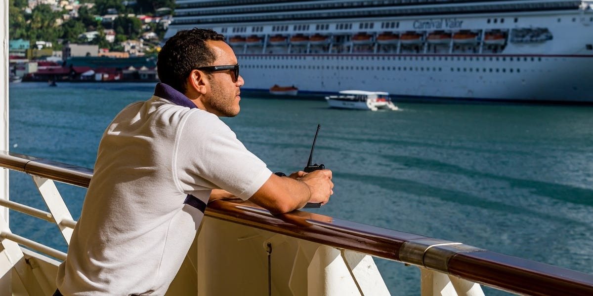A male passenger on a cruise ship became enraged upon ascertaining the reason for the women’s flirtatious behavior towards him