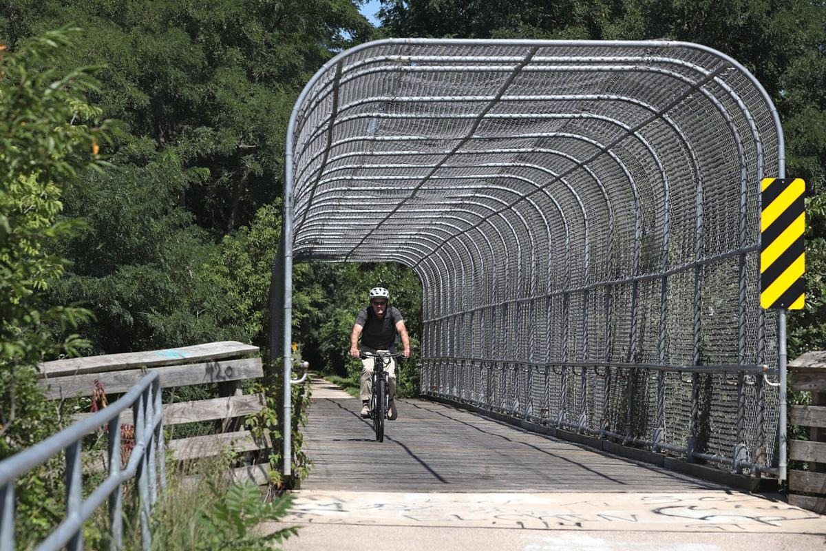 Un retraité du Sindh en avait assez des cyclistes qui traversaient son jardin ; il a donc conçu le piège parfait