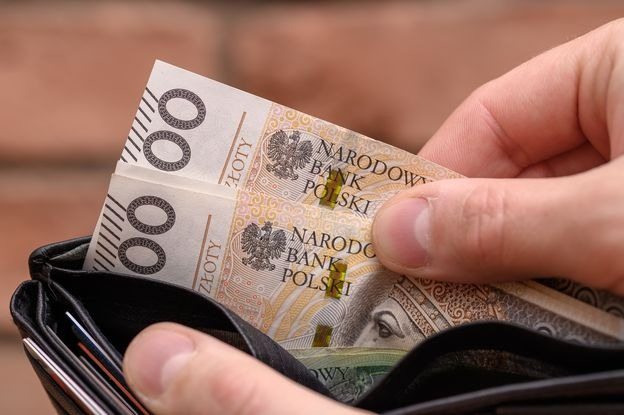 Czy pracowałeś przed 1999 rokiem? Ta wiadomość z ZUS-u Cię ucieszy
