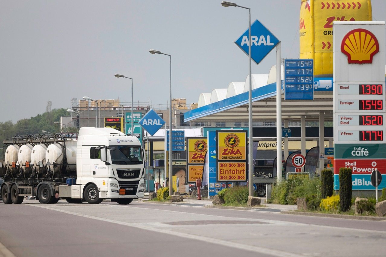 L’Europe prend des mesures décisives : l’essence et le diesel seront bientôt trop chers pour les automobilistes