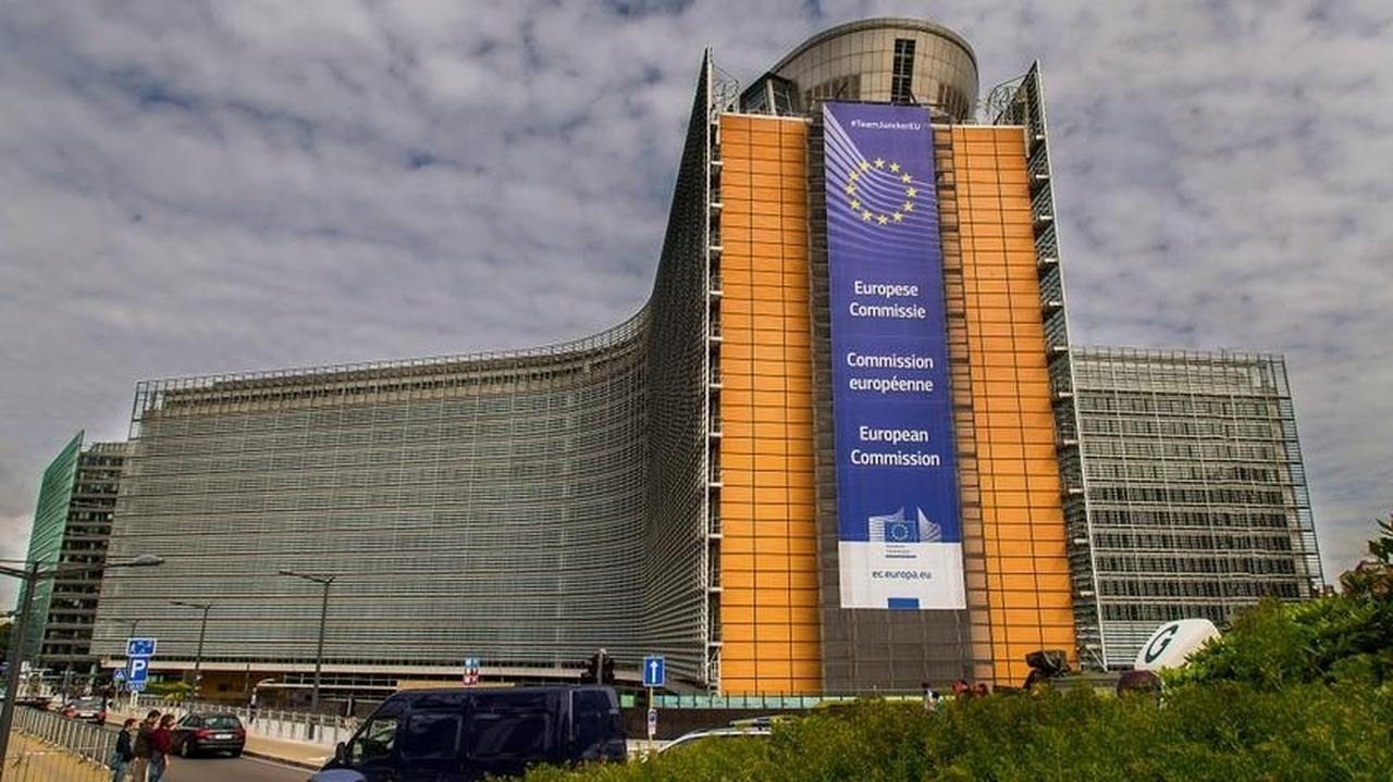Europejski Trybunał Sprawiedliwości ukarał Polsce dużo pieniędzy. Komisja Europejska nie zatrzymuje się