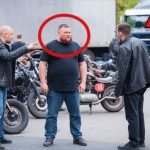 They laughed at the fat trucker… until they learned his name ➤ Buzzday.info