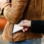 Rick Steves’ Clever Trick Scares Off Pickpockets Every Time ➤ Buzzday.info