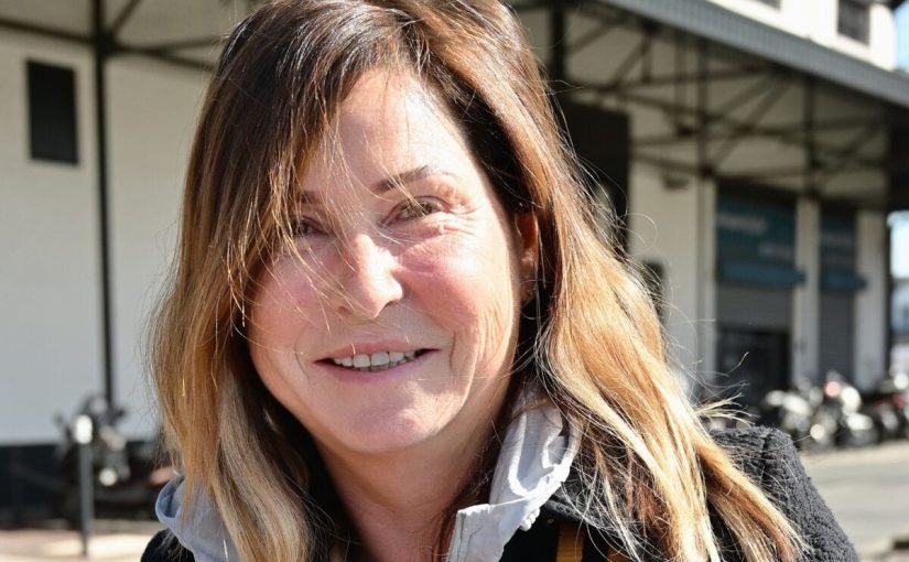 Evelyne Thomas et sa fille Lola : comment la famille de l’animatrice vit loin des écrans ➤ Buzzday.info