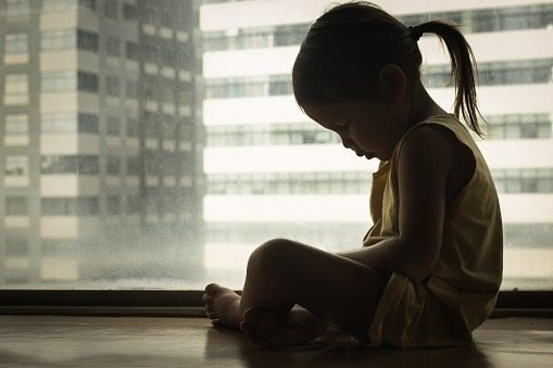 Quels prénoms ne faut-il pas donner aux enfants parce qu’ils portent « malchance » ?