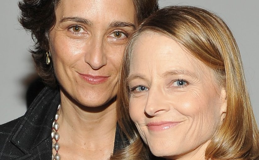 Jodie Foster stepped out with her wife, and fans were stunned ➤ Buzzday.info