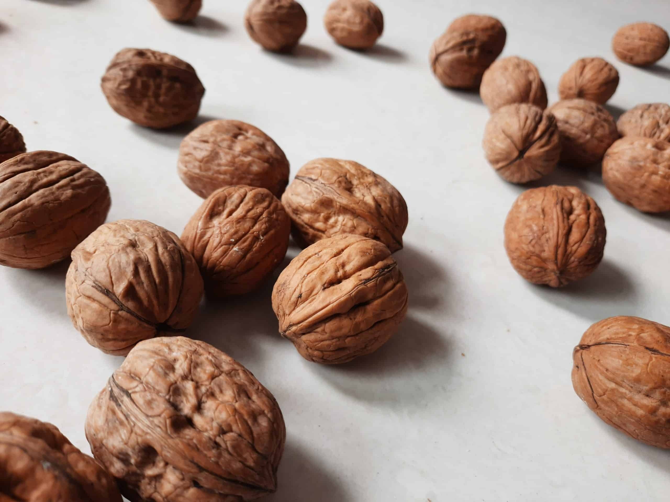 Boil walnuts and drink this water before going to bed – the result may pleasantly surprise you