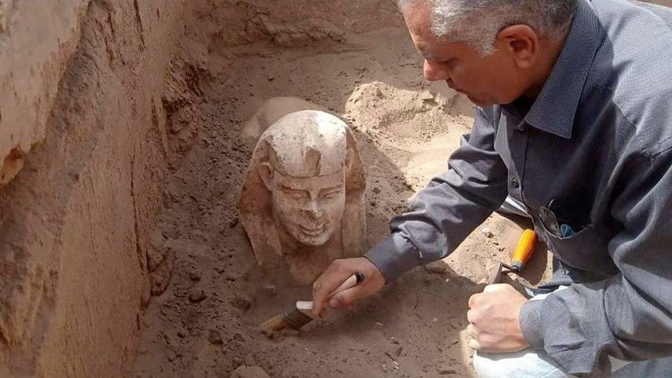 An archaeologist discovered ancient statues, but laboratory tests revealed something incredible ➤ Buzzday.info