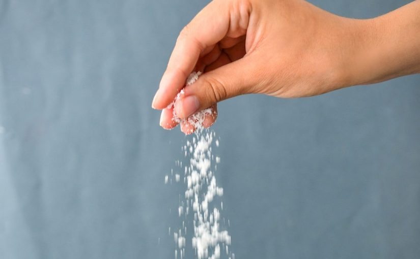 Sprinkle salt on foil and create a miracle in the kitchen ➤ Buzzday.info