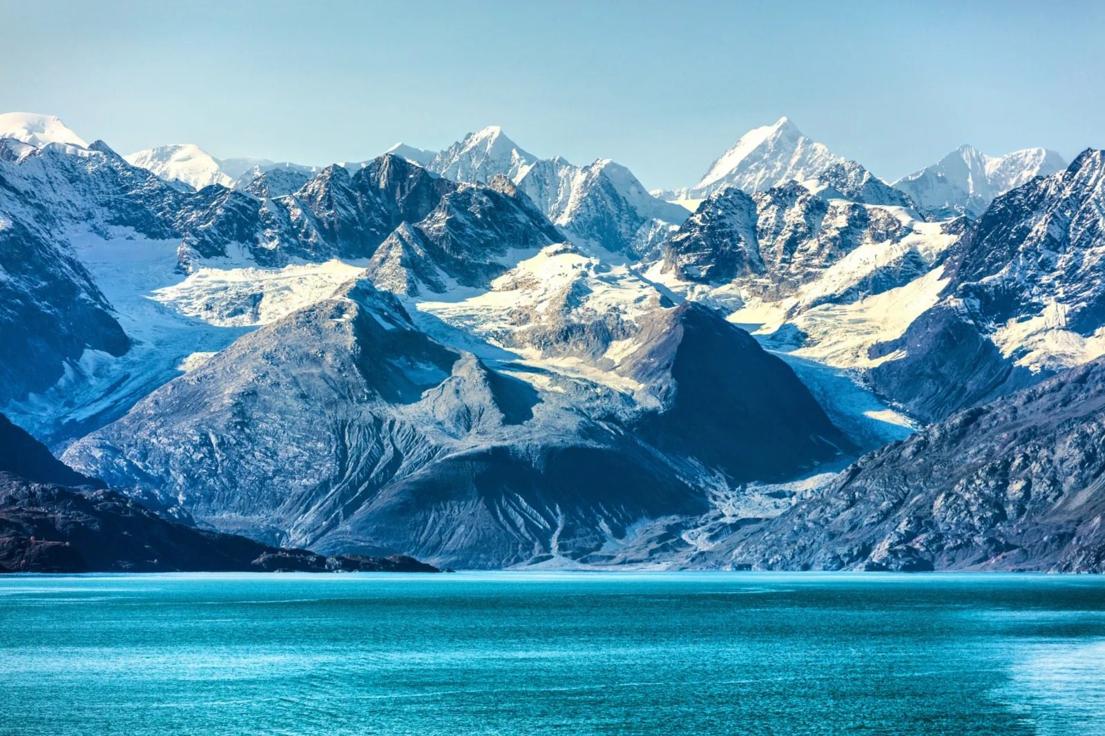 Il paesaggio ghiacciato dell’Alaska sta cambiando e il pericolo maggiore si cela nel sottosuolo